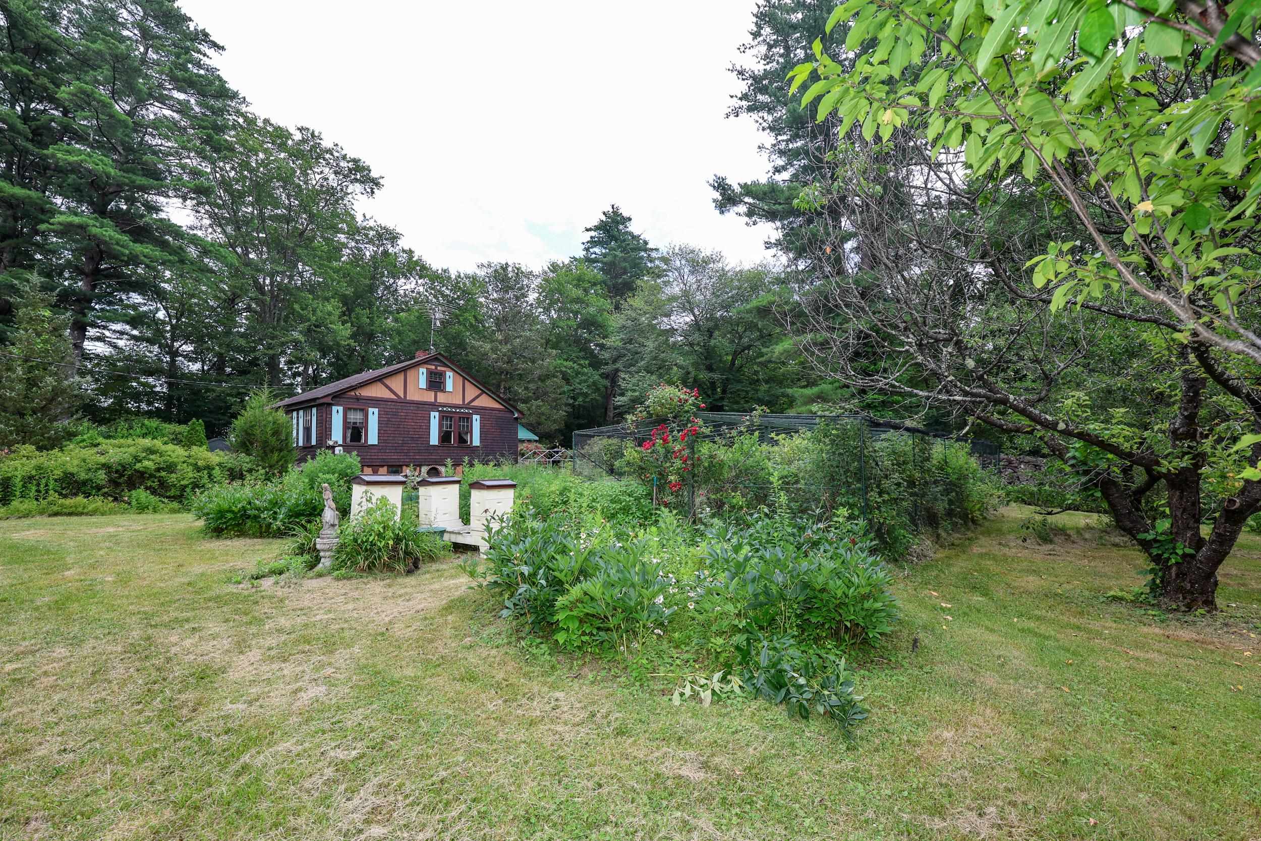 283 Hampstead Road Derry, NH 03038 - Photo 34 of 56