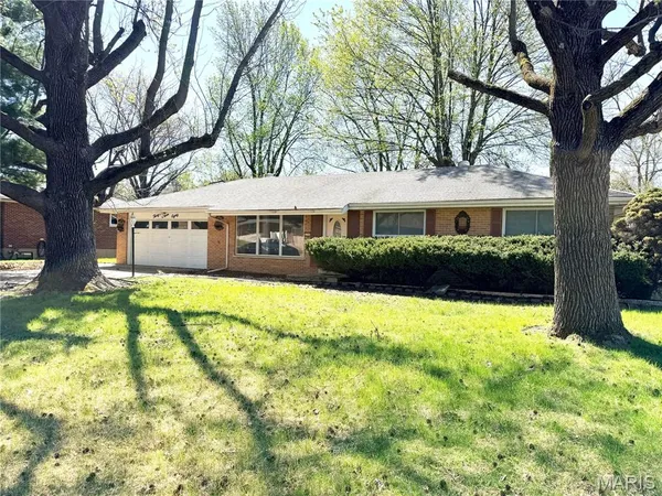 $175,000 | 3780 Marietta Drive, Florissant, MO 63033