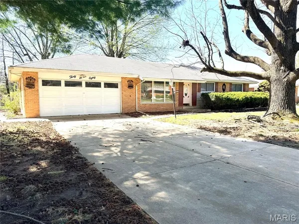 $175,000 | 3780 Marietta Drive, Florissant, MO 63033