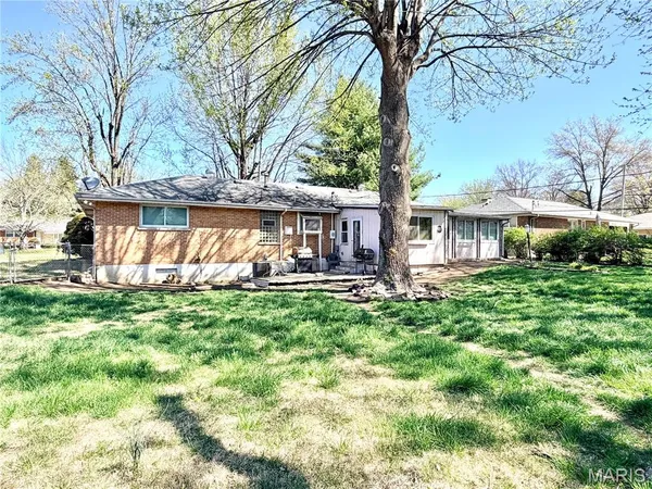 $175,000 | 3780 Marietta Drive, Florissant, MO 63033