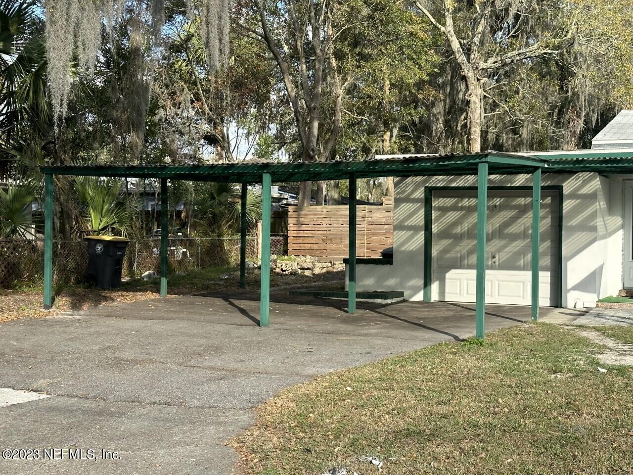 6021 Colgate Road Jacksonville, FL 32217 - Photo 3 of 32 a view of outdoor space with seating