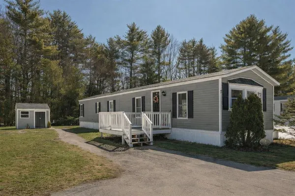 $145,000 | 7 Lynn Lane, Rochester, NH 03867