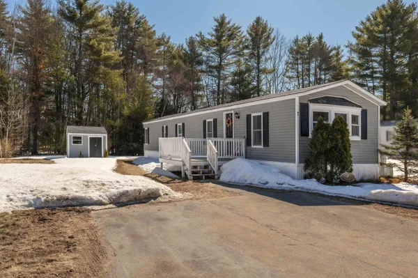 $145,000 | 7 Lynn Lane, Rochester, NH 03867