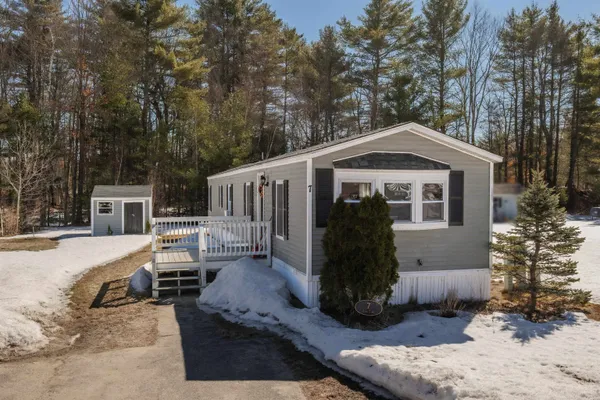 $145,000 | 7 Lynn Lane, Rochester, NH 03867