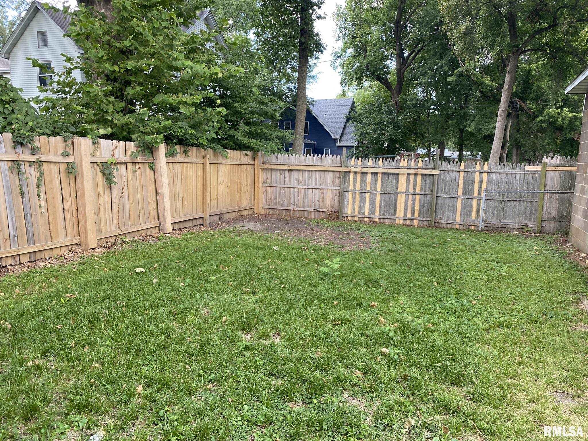 321 West Elliott Avenue Springfield, IL 62702 - Photo 19 of 24