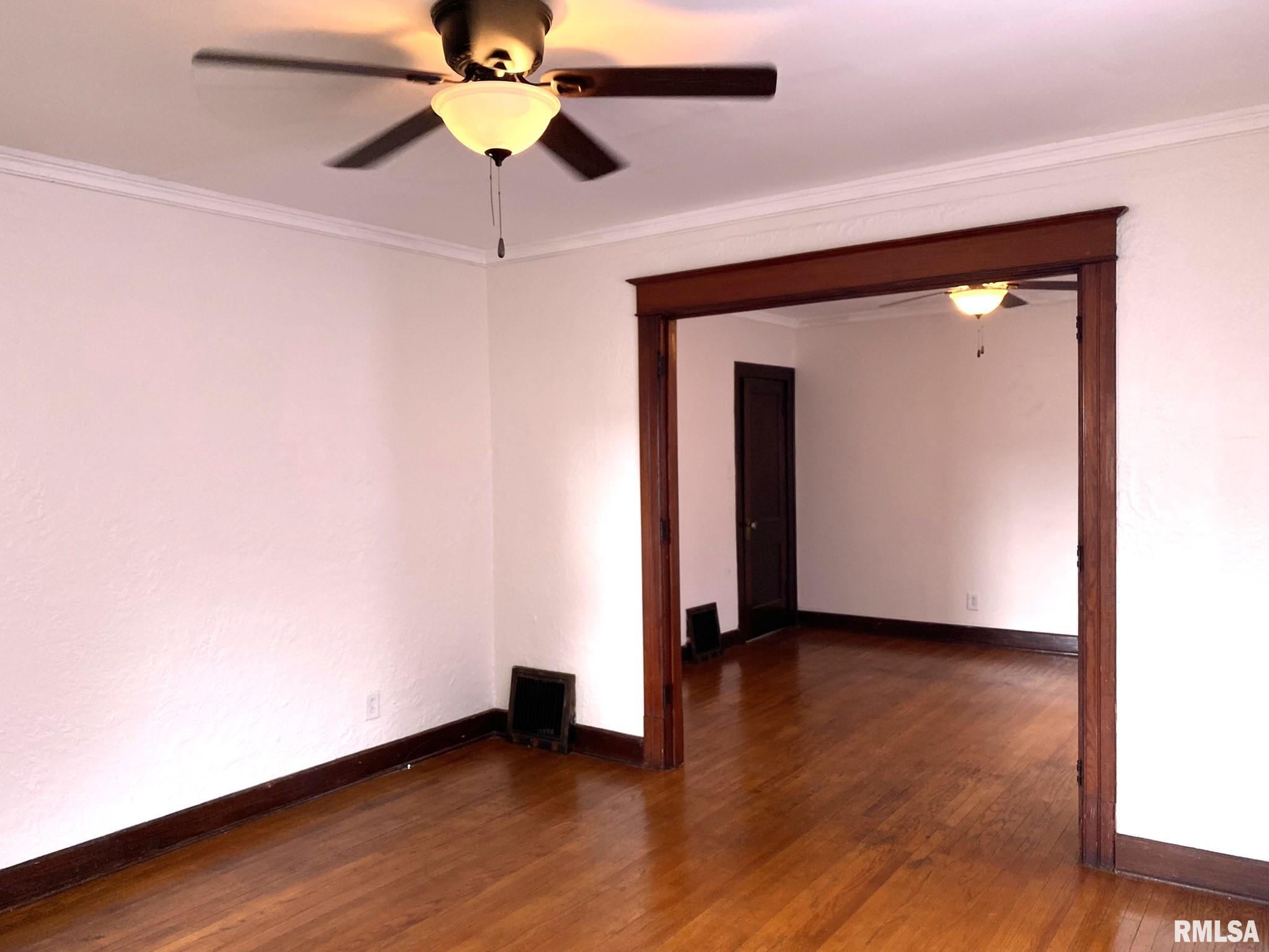321 West Elliott Avenue Springfield, IL 62702 - Photo 5 of 24
