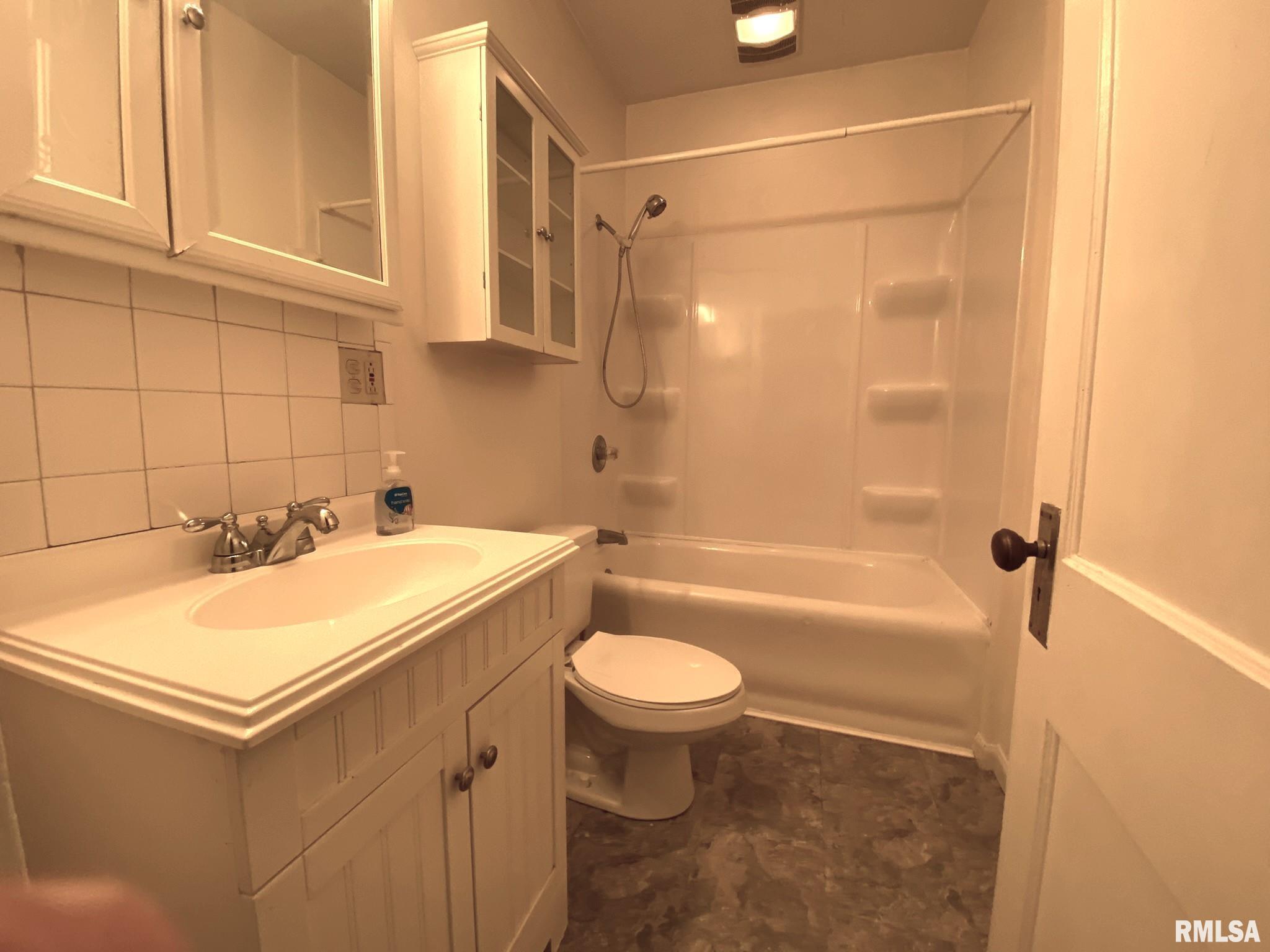 321 West Elliott Avenue Springfield, IL 62702 - Photo 10 of 24
