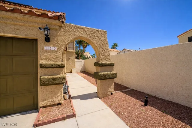 $500,000 | 330 Pinnacle Court, Henderson, NV 89014