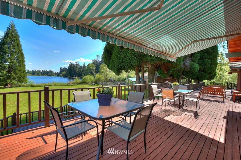 18835 Southeast 134th Place Renton, WA 98059 - Photo 3 of 15 Gallery Image 3