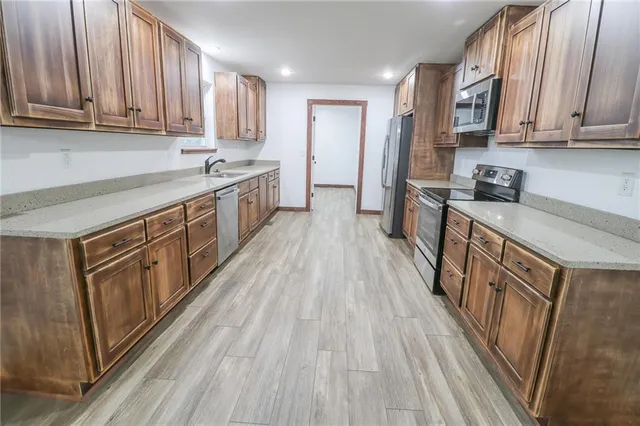 $450,000 | 363 Southeast State Hwy Pp, Leeton, MO 64761