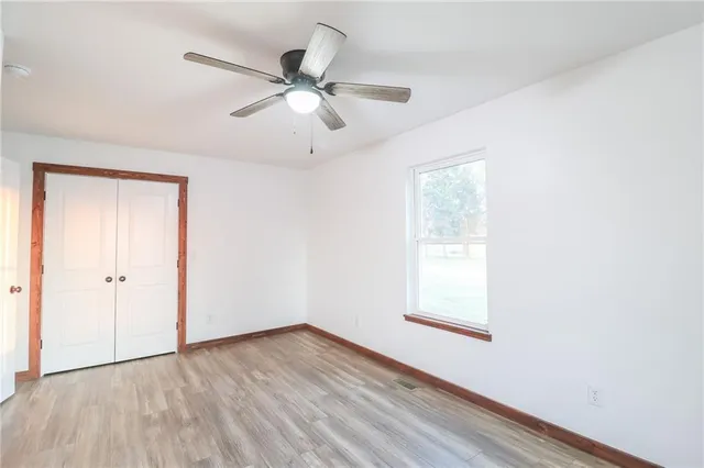 $450,000 | 363 Southeast State Hwy Pp, Leeton, MO 64761