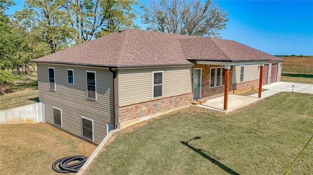 $450,000 | 363 Southeast State Hwy Pp, Leeton, MO 64761