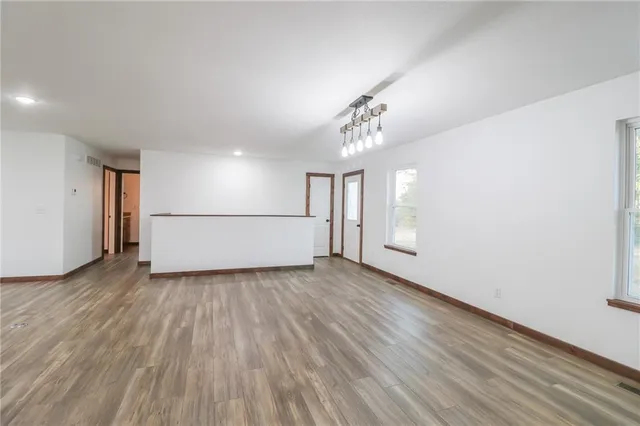 $450,000 | 363 Southeast State Hwy Pp, Leeton, MO 64761