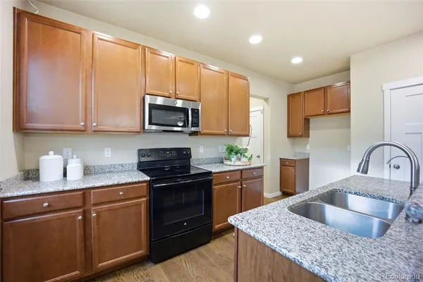 $500,000 | 7078 Dutch Loop, Colorado Springs, CO 80925