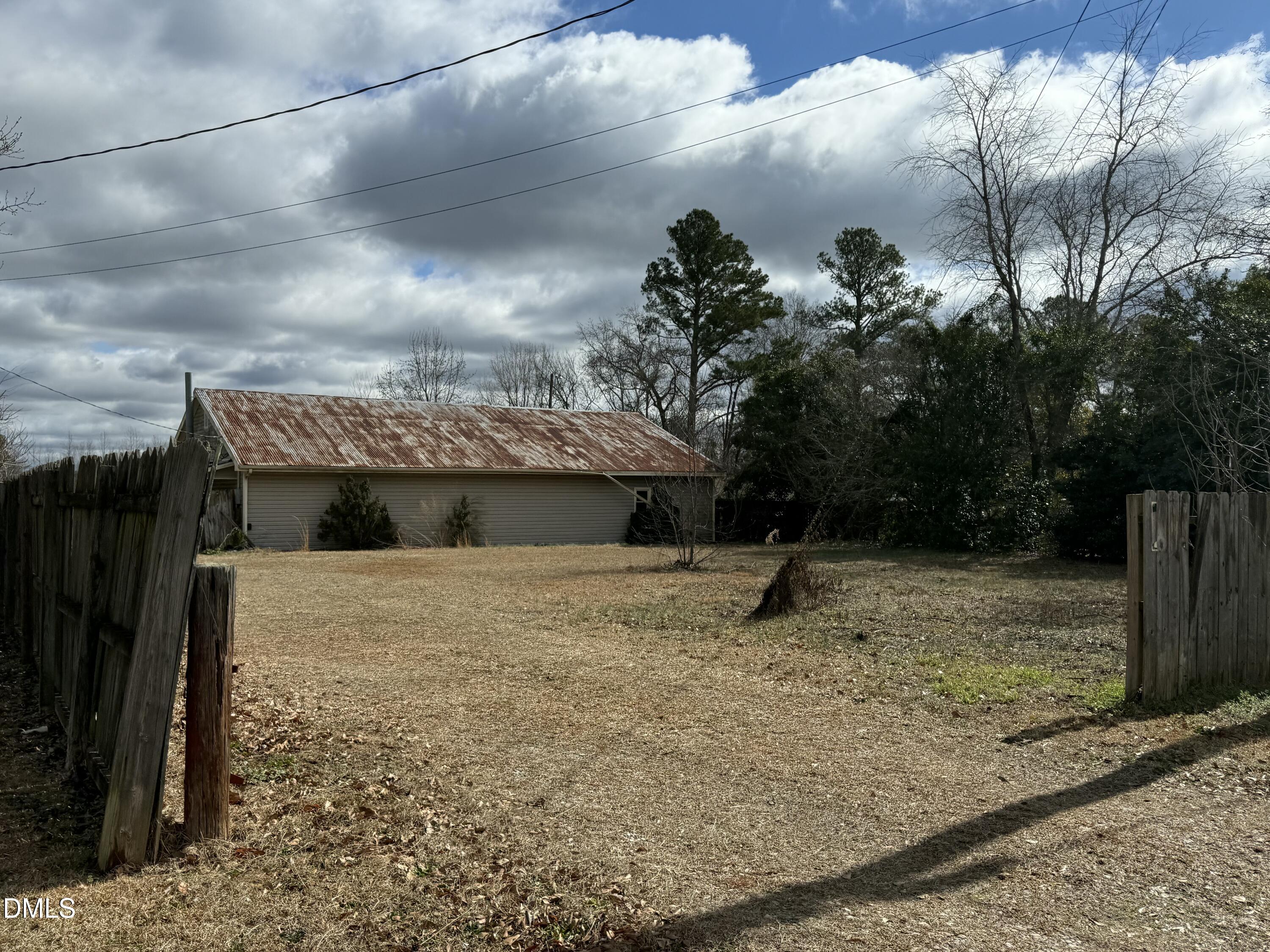 747 Raiford Road Erwin, NC 28339 - Photo 4 of 4