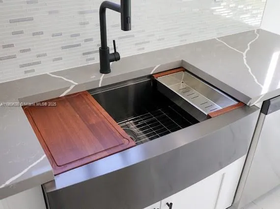 a close view of kitchen sink