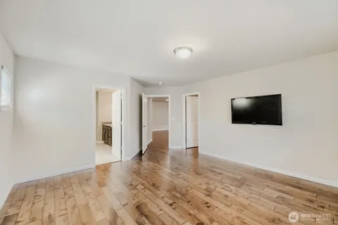 $1,590,000 | 18623 39th Drive Southeast, Bothell, WA 98012