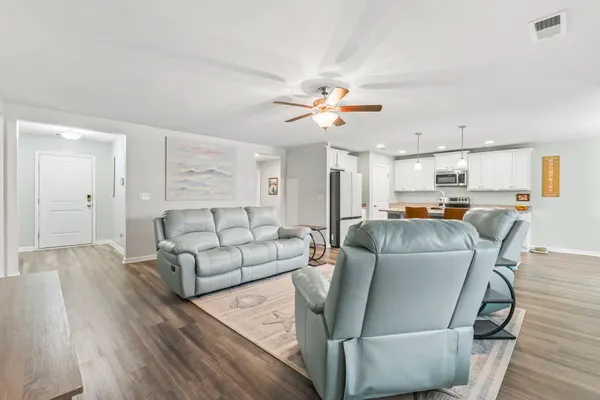 $299,900 | 1108 Donald Street, Conway, SC 29527