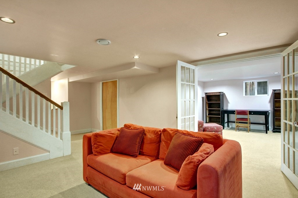 136 North 81st Street Seattle, WA 98103 - Photo 18 of 25 Gallery Image 18