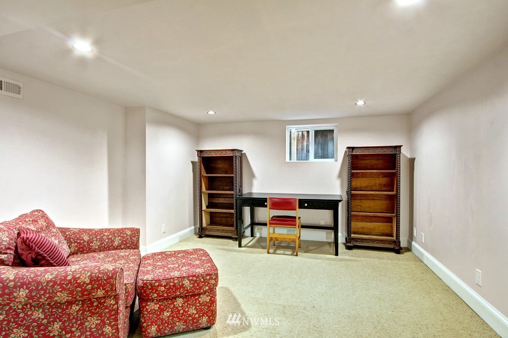 136 North 81st Street Seattle, WA 98103 - Photo 20 of 25 Gallery Image 20