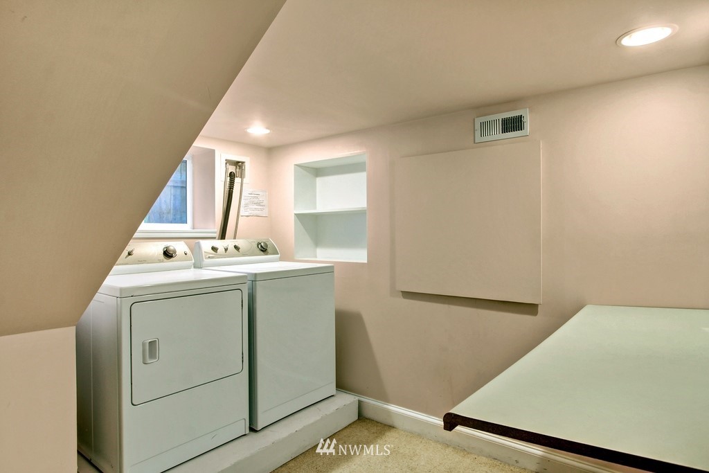 136 North 81st Street Seattle, WA 98103 - Photo 21 of 25 Gallery Image 21