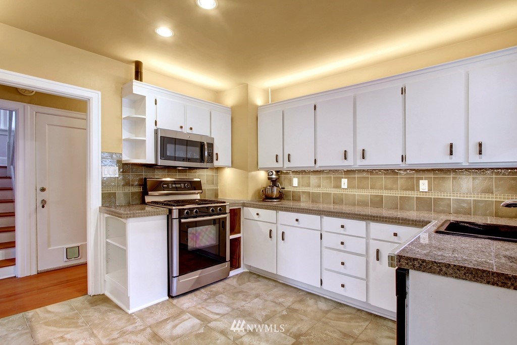 136 North 81st Street Seattle, WA 98103 - Photo 10 of 25 Gallery Image 10