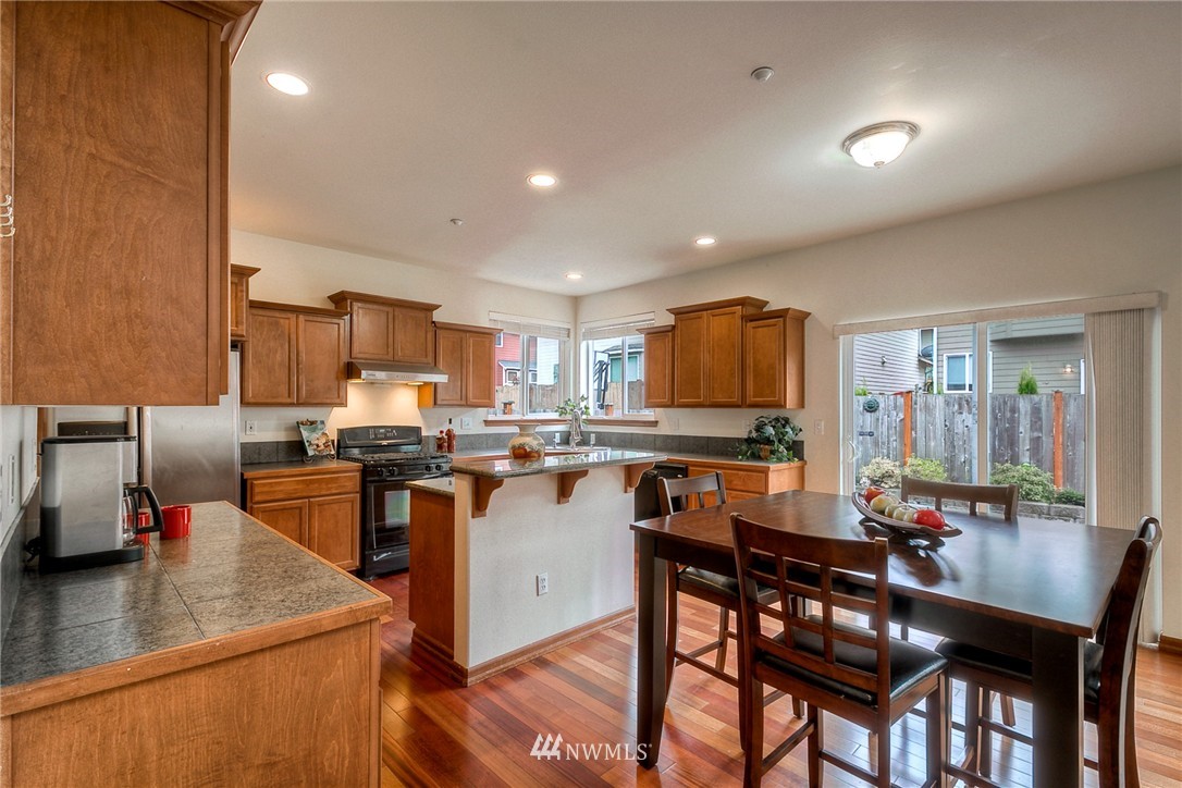 903 South 47th Street Renton, WA 98055 - Photo 13 of 25
