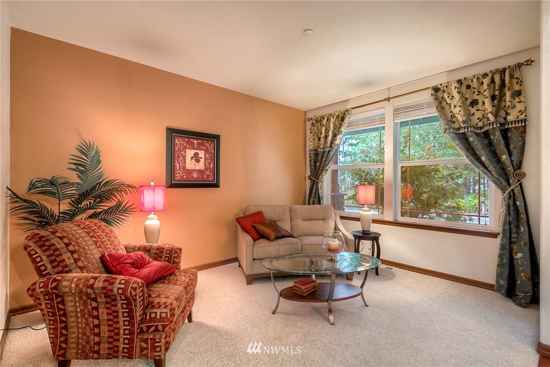 903 South 47th Street Renton, WA 98055 - Photo 5 of 25