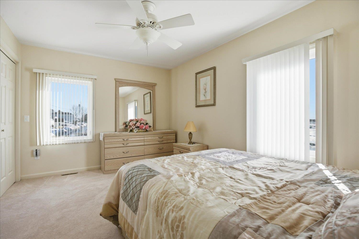 23 River Street Seabrook, NH 03874 - Photo 36 of 60