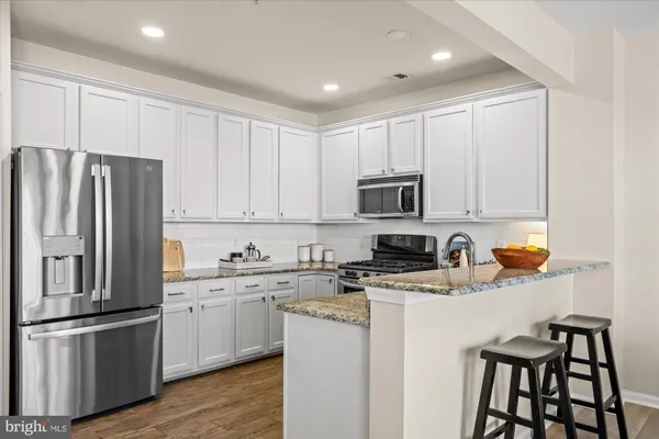 $540,000 | 5310 C Birds View Lane, Unit 7, Alexandria, VA 22312