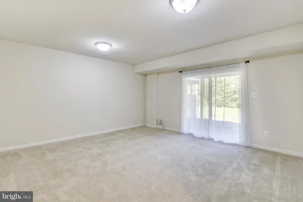$3,350 | 22887 Lacey Oak Terrace, Sterling, VA 20166