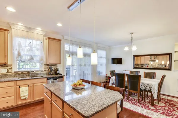 $3,350 | 22887 Lacey Oak Terrace, Sterling, VA 20166