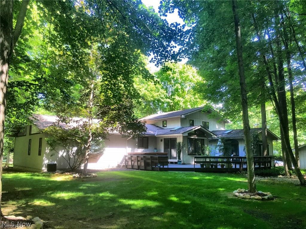 196 Bath Road Medina, OH 44256 - Photo 22 of 28 View of back deck