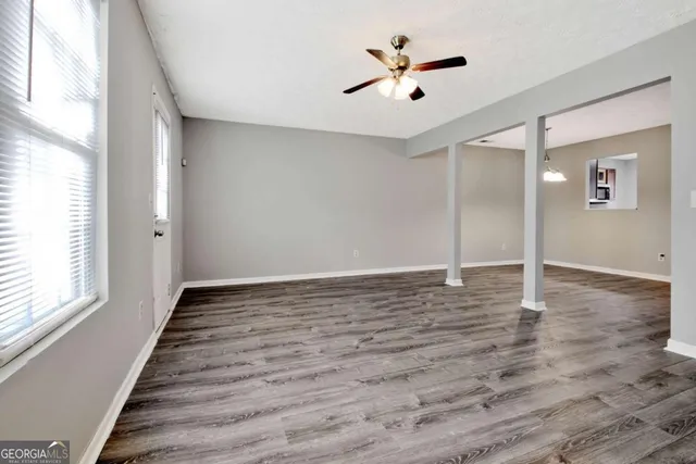 $189,500 | 1915 Grove Way, Hampton, GA 30228