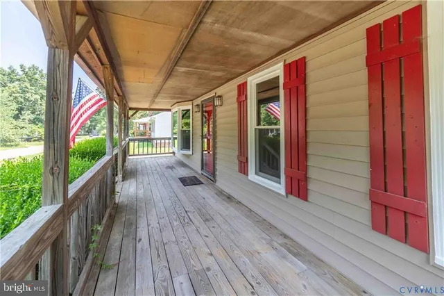 $305,000 | 9323 Edington Drive, North Chesterfield, VA 23237