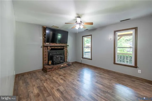 $305,000 | 9323 Edington Drive, North Chesterfield, VA 23237