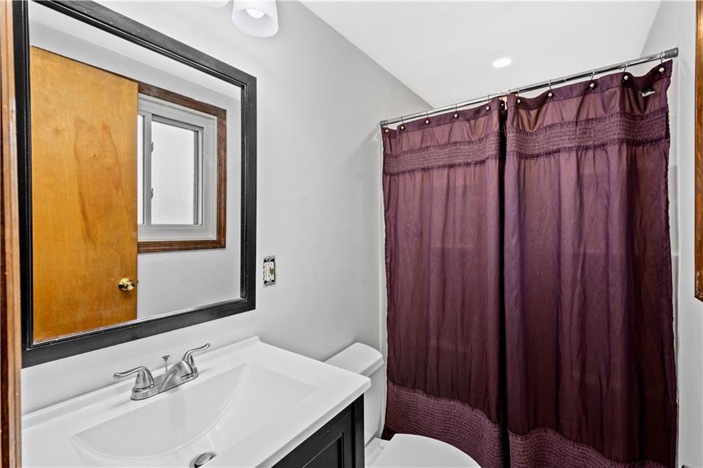 184 Old Ridge Road Coraopolis, PA 15108 - Photo 21 of 25 Gallery Image 21
