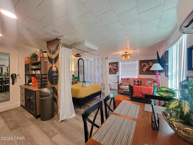 $464,999 | 219 Palmetto Place, Panama City Beach, FL 32413