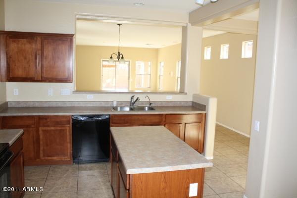 5409 West Fremont Road Laveen, AZ 85339 - Photo 3 of 15 kitchen