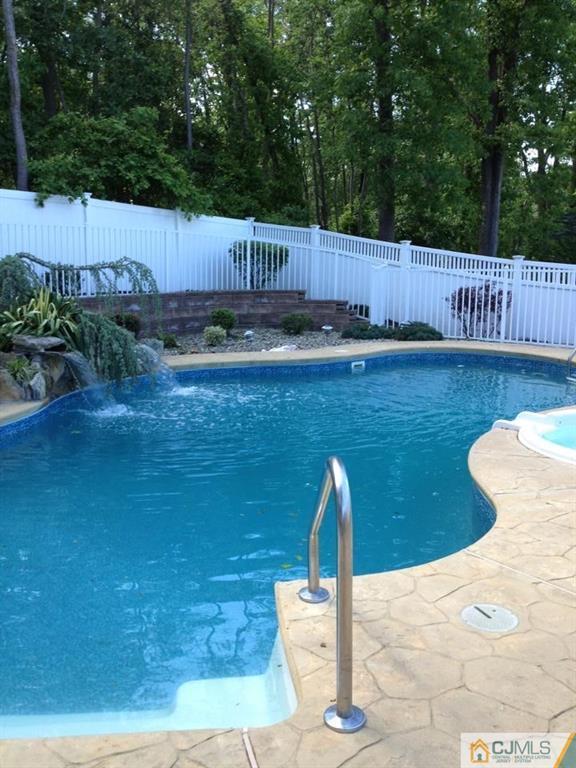 9 A Birch Drive Jackson, NJ 08527 - Photo 23 of 27 a view of a garden