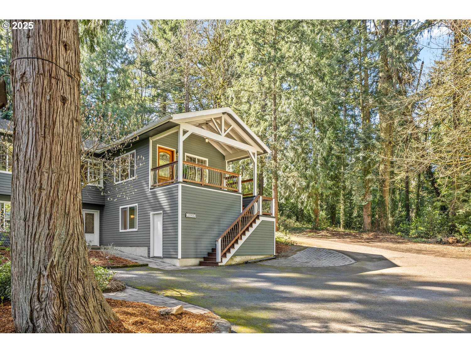 10905 Southwest Boones Ferry Road Portland, OR 97219 - Photo 5 of 48 Gallery Image 5