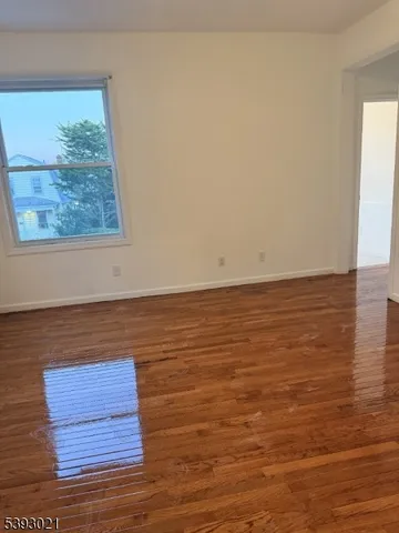 $1,800 | 403 South Clinton Street, East Orange, NJ 07018