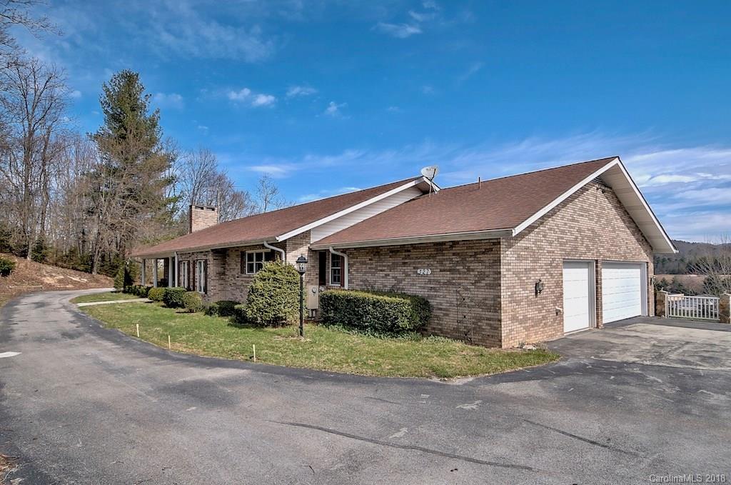 327 Rockledge Road, Unit 38 39 Spruce Pine, NC 28777 - Photo 2 of 36 Gallery Image 2