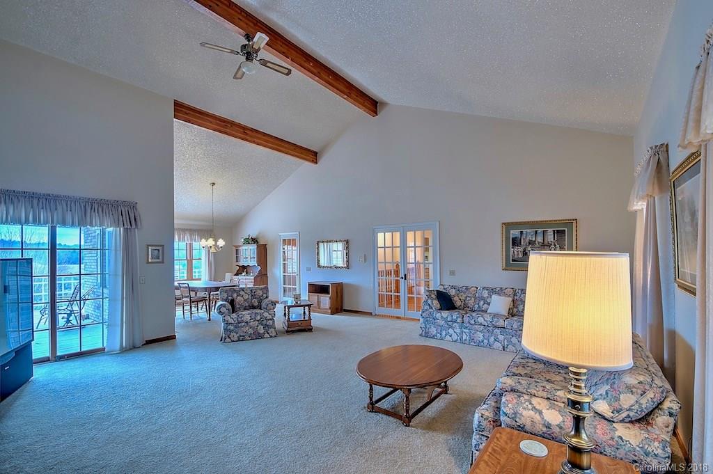 327 Rockledge Road, Unit 38 39 Spruce Pine, NC 28777 - Photo 11 of 36 Gallery Image 11