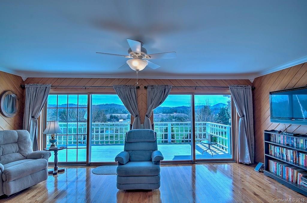 327 Rockledge Road, Unit 38 39 Spruce Pine, NC 28777 - Photo 15 of 36 Gallery Image 15