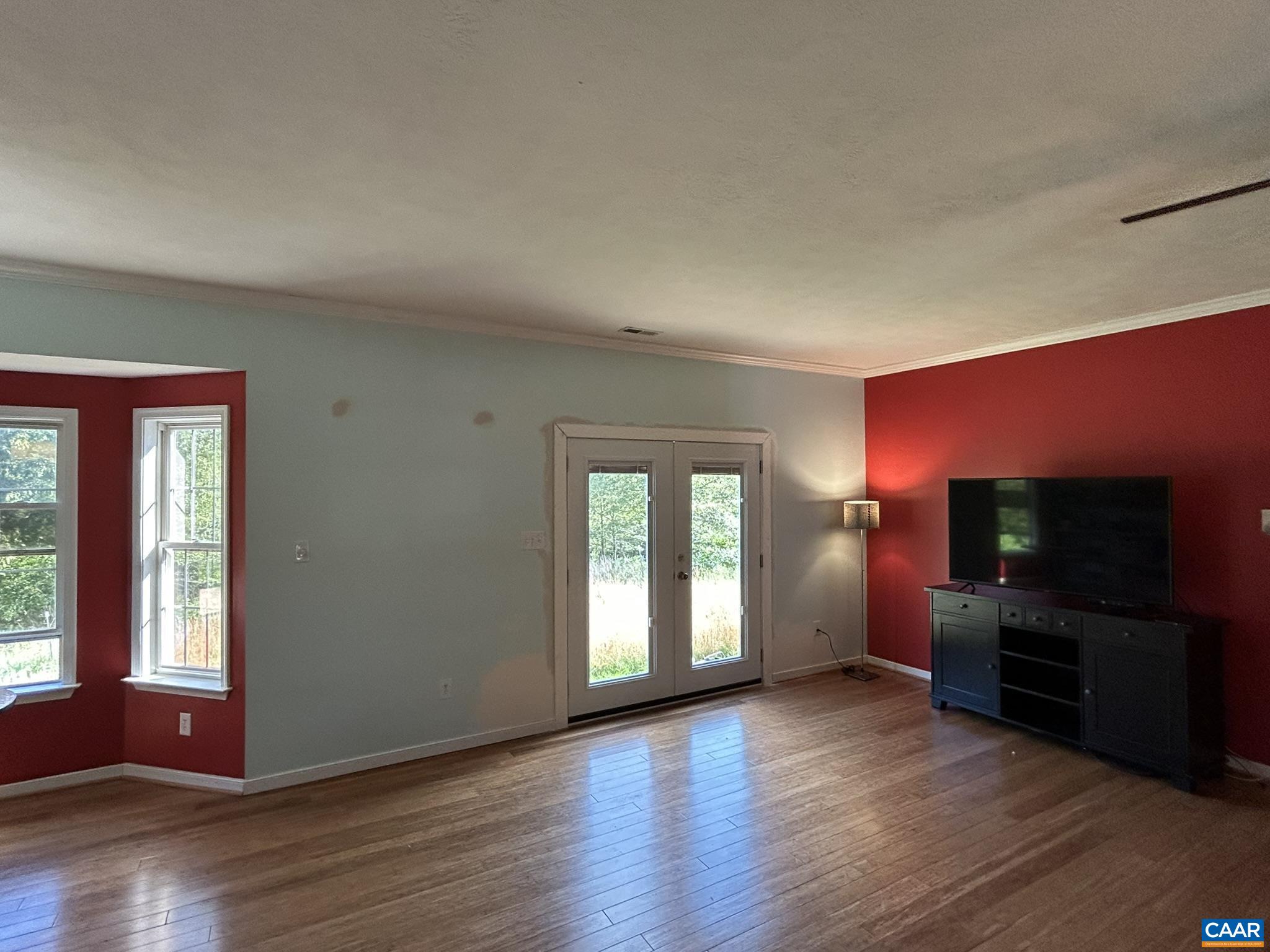 1307 Hardware Road Scottsville, VA 24590 - Photo 6 of 27