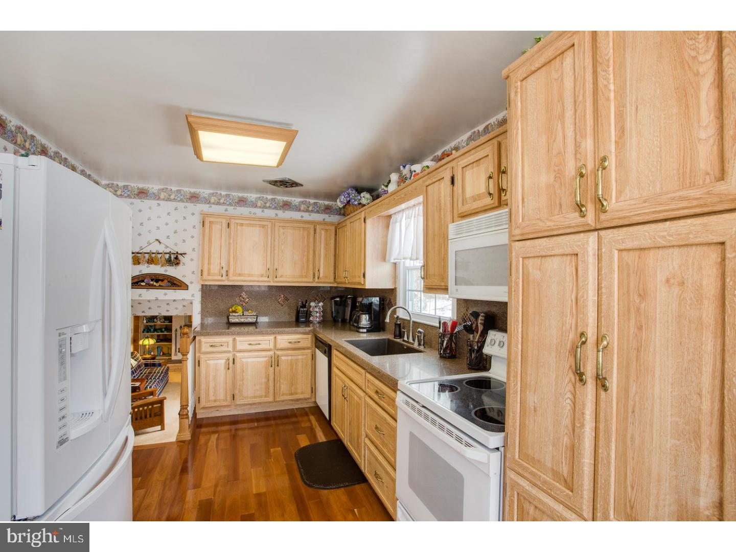 38 Hankins Road East Windsor, NJ 08520 - Photo 7 of 19 Gallery Image 7