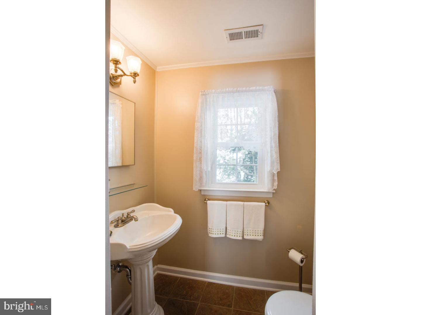 38 Hankins Road East Windsor, NJ 08520 - Photo 8 of 19 Gallery Image 8