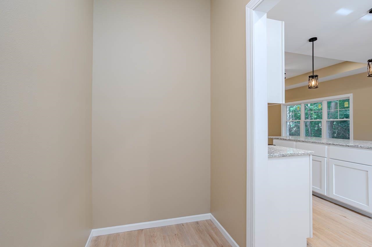 2808 Barclay Way Schofield, WI 54476 - Photo 13 of 60