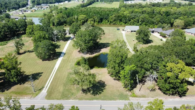 $154,500 | 841 Poydras Bayou Drive, Port Allen, LA 70767